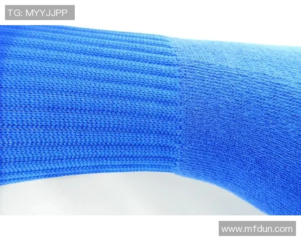 足球明星的毛巾选择揭秘运动员如何挑选适合自己的高品质毛巾