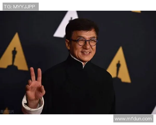 成龙与足球明星的精彩瞬间合集让你领略不一样的魅力与激情 成龙与足球明星的精彩瞬间合集让你领略不一样的魅力与激情