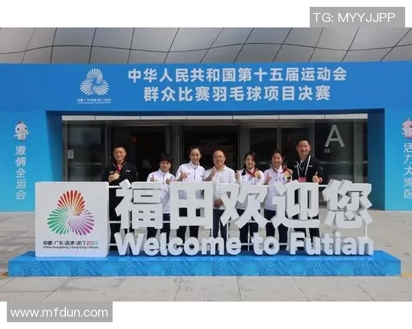 羽毛球的魅力之旅:深入了解重庆羽毛球队的团队合作精神与训练秘辛 羽毛球的魅力之旅:深入了解重庆羽毛球队的团队合作精神与训练秘辛