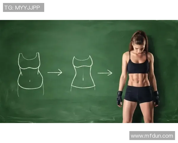 足球明星展现完美腹肌的魅力瞬间与健身秘诀分享 足球明星展现完美腹肌的魅力瞬间与健身秘诀分享